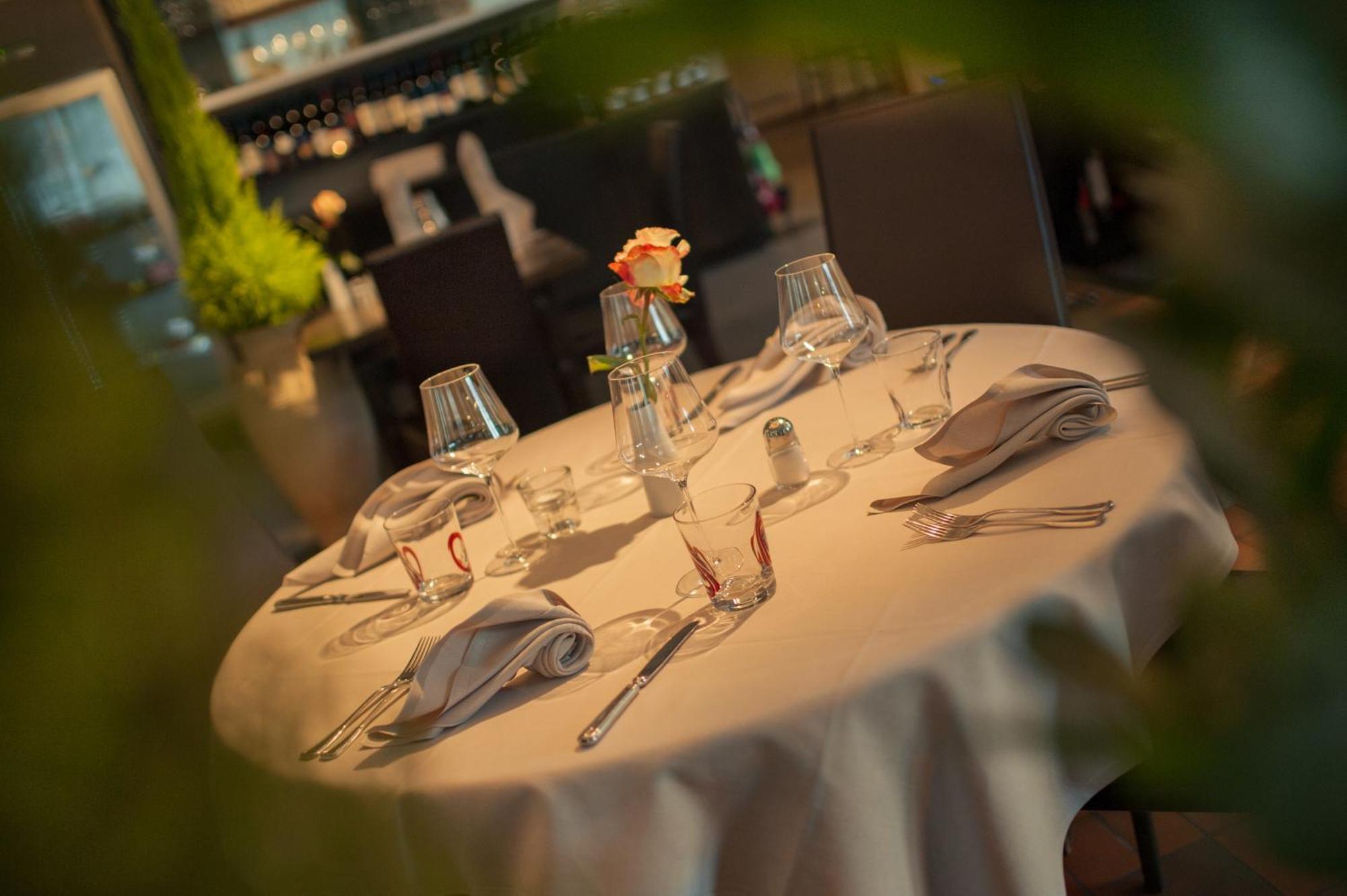 Eggentaler Hotel คาร์ดาโน ภายนอก รูปภาพ