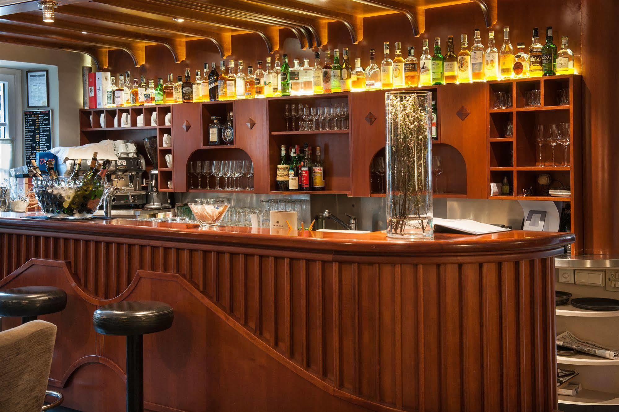 Eggentaler Hotel คาร์ดาโน ภายนอก รูปภาพ